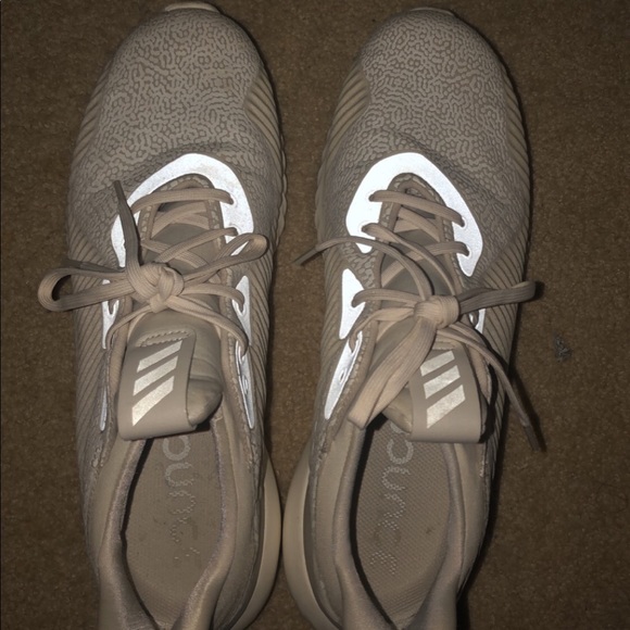 adidas alpha bounce - Picture 2 of 4